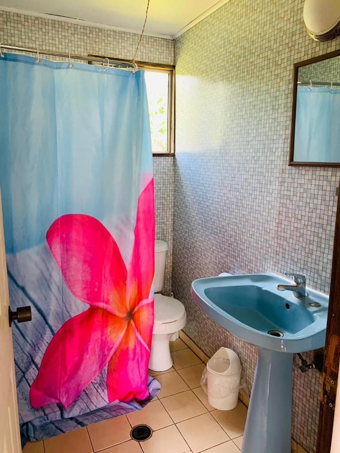 Mata Nui Hostel Hanga Roa Bagian luar foto